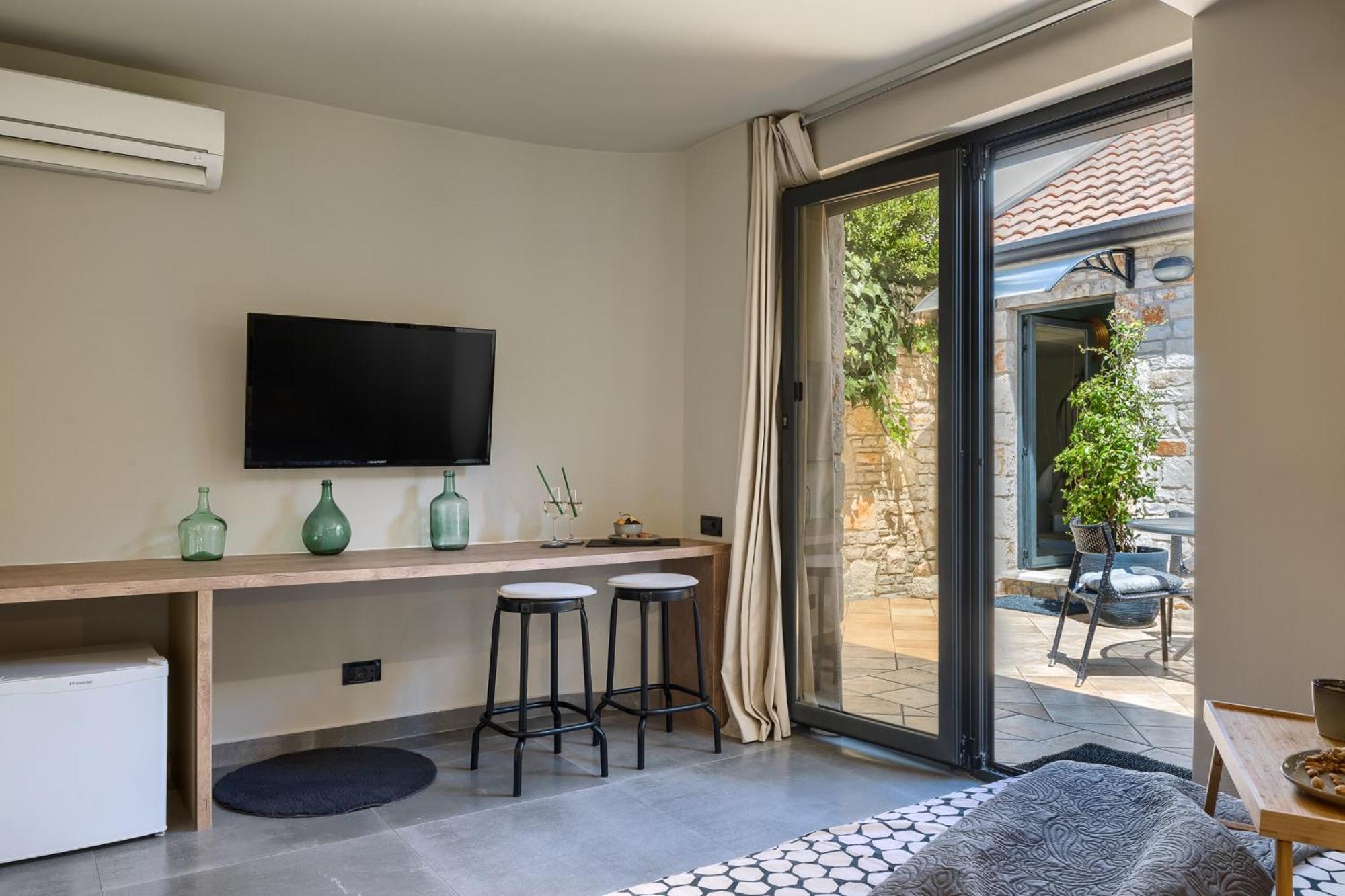 Grota Premium Apartment & Room Porec Exterior photo